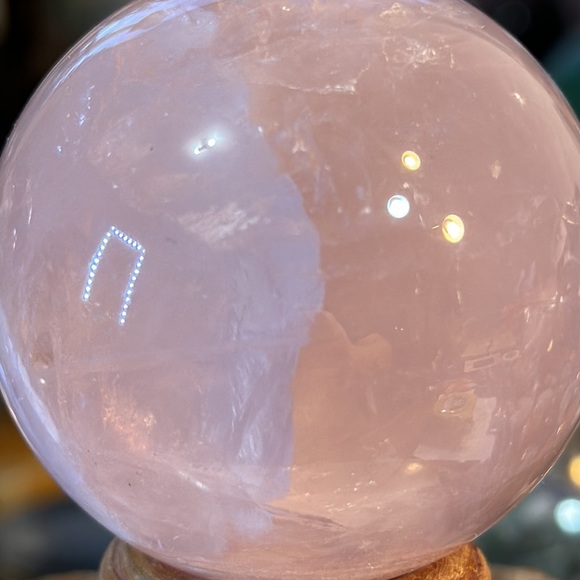 🔥SALE🔥 Star Rose Quartz Sphere! Watch The Video! Sparkles And A Rainbow! - Picture 11 of 12